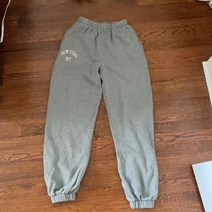 Brandy Melville New York sweatpants